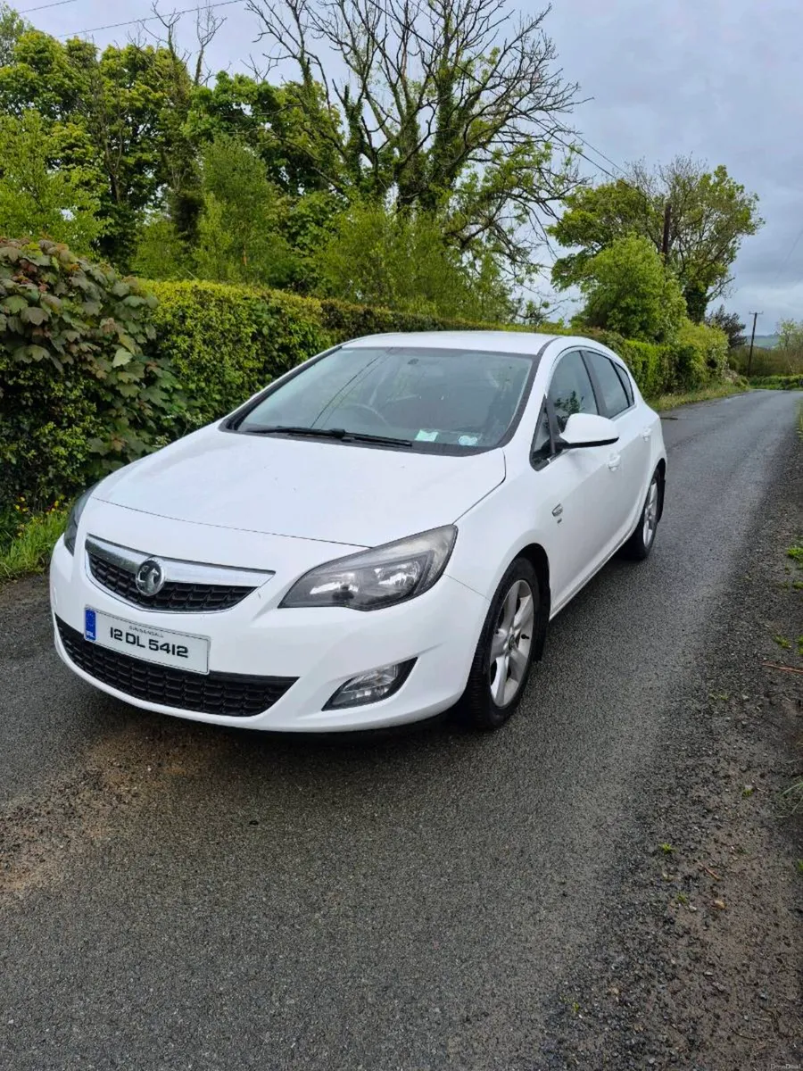 12 Vauxhall Astra SRI 1.7 Diesel - Image 4