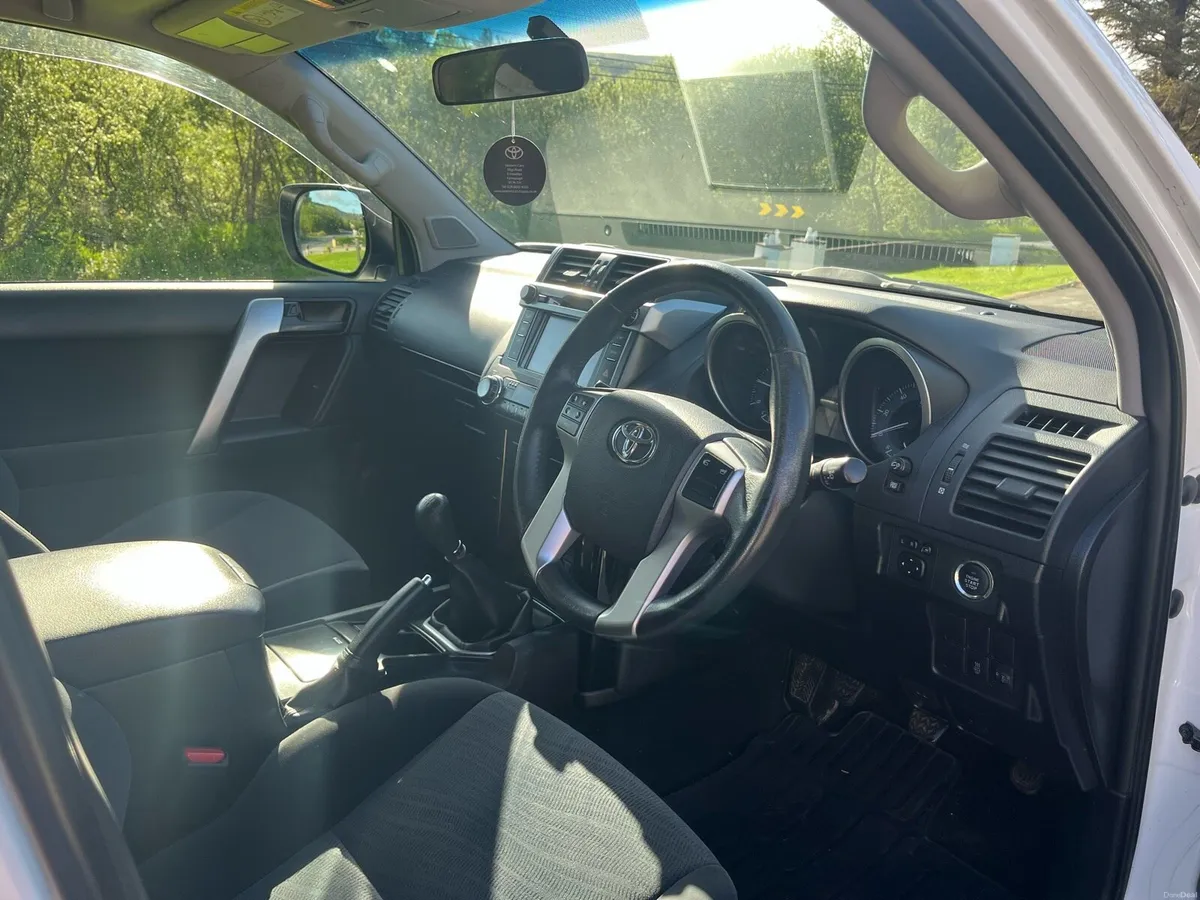 Toyota Landcruiser - Image 2