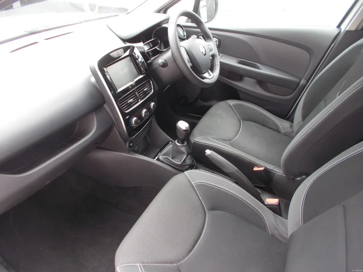 Renault Clio Iconic TCE - Just 74,000km- New NCT - Image 6