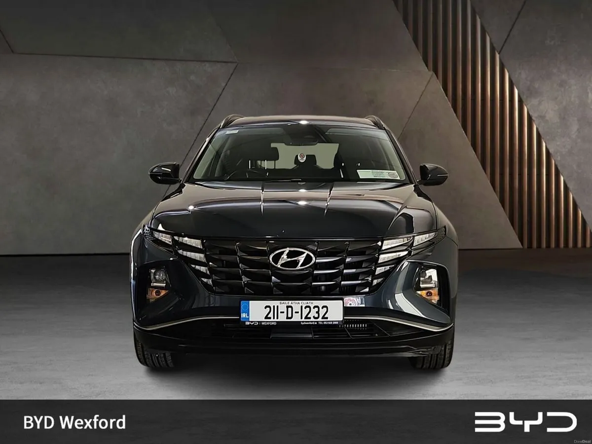 Hyundai Tucson 2WD Executive - Image 3