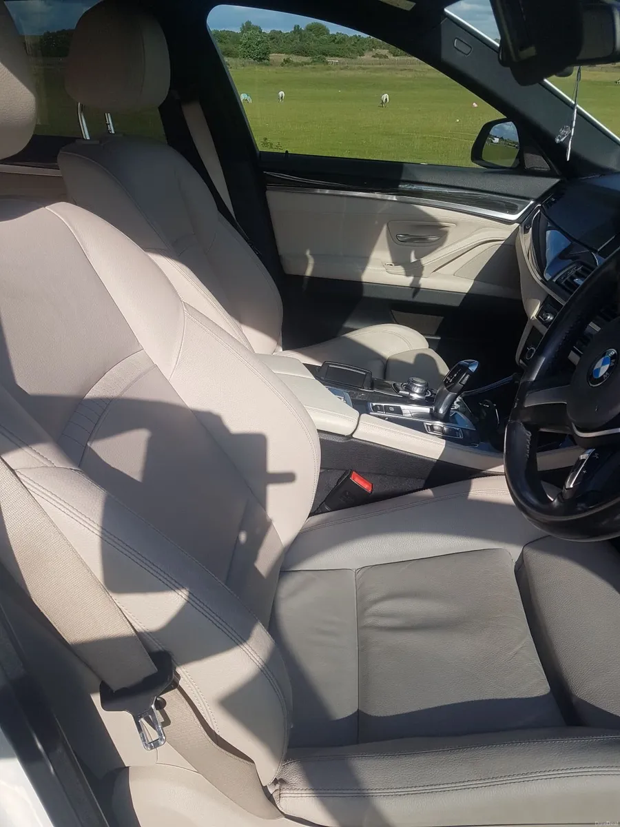 BMW 5-Series 2016 - Image 4
