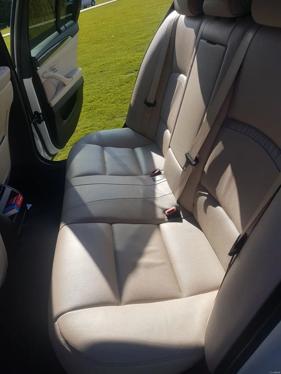 BMW 5-Series 2016   ( Cream Interior ) - Image 5