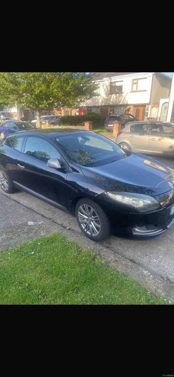 Renault Megane 2011 - Image 1