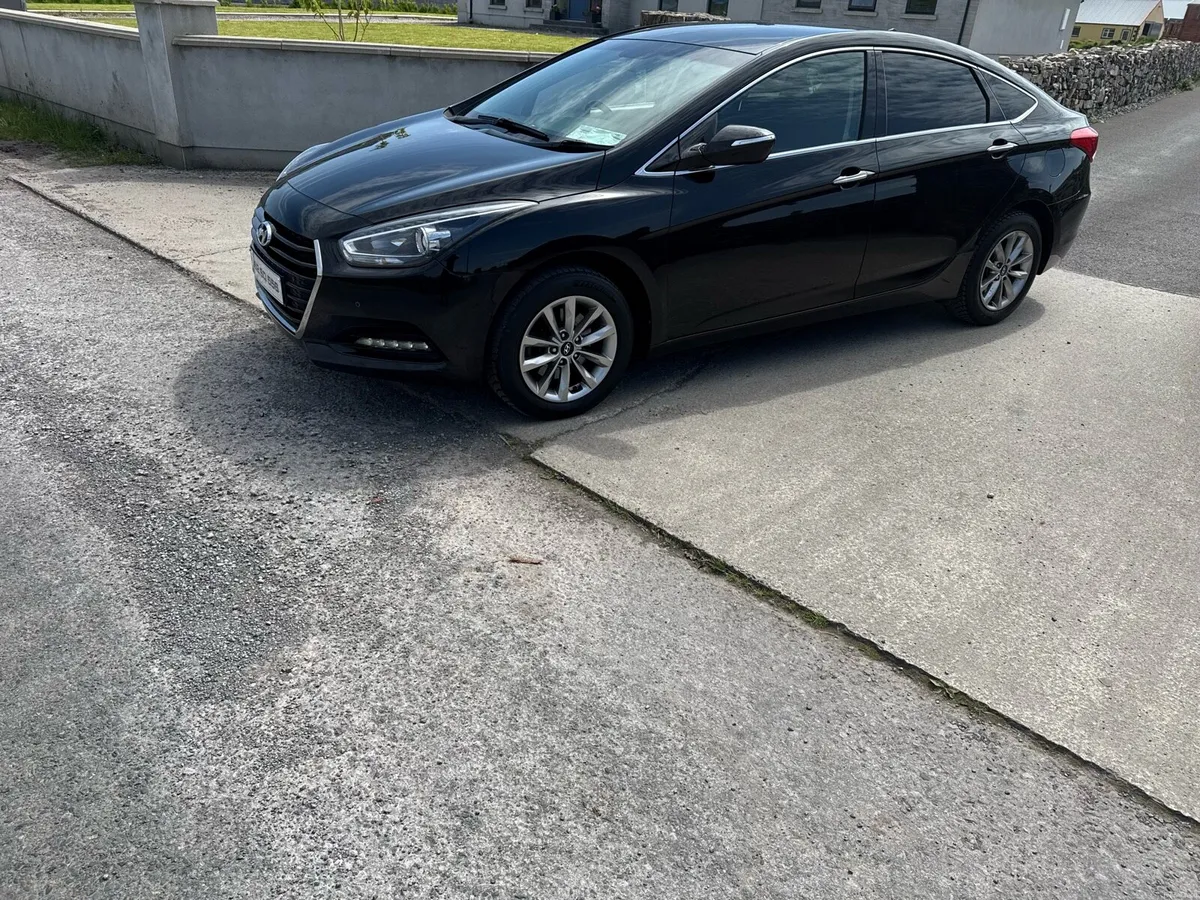 2016 Hyundai 140 - Image 3