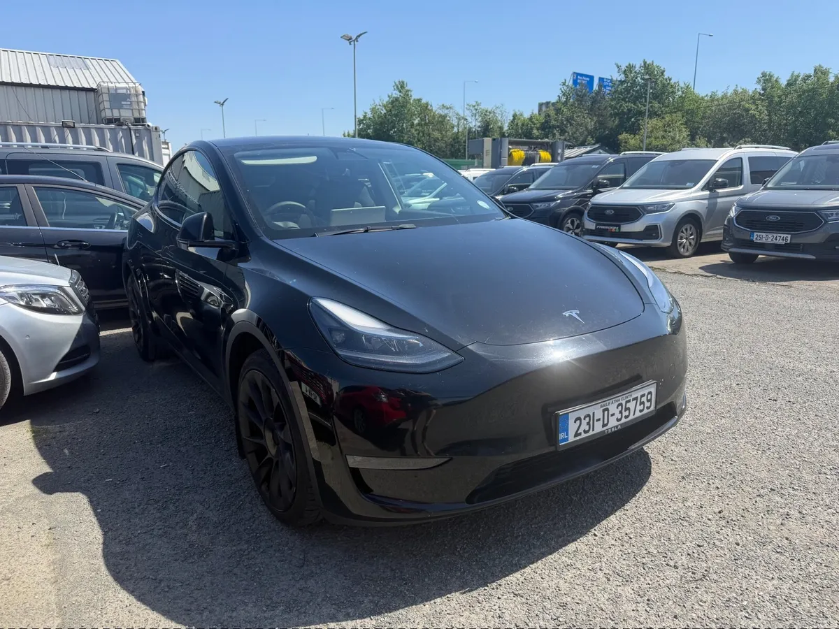 Tesla Model Y  long range dual motor - Image 1