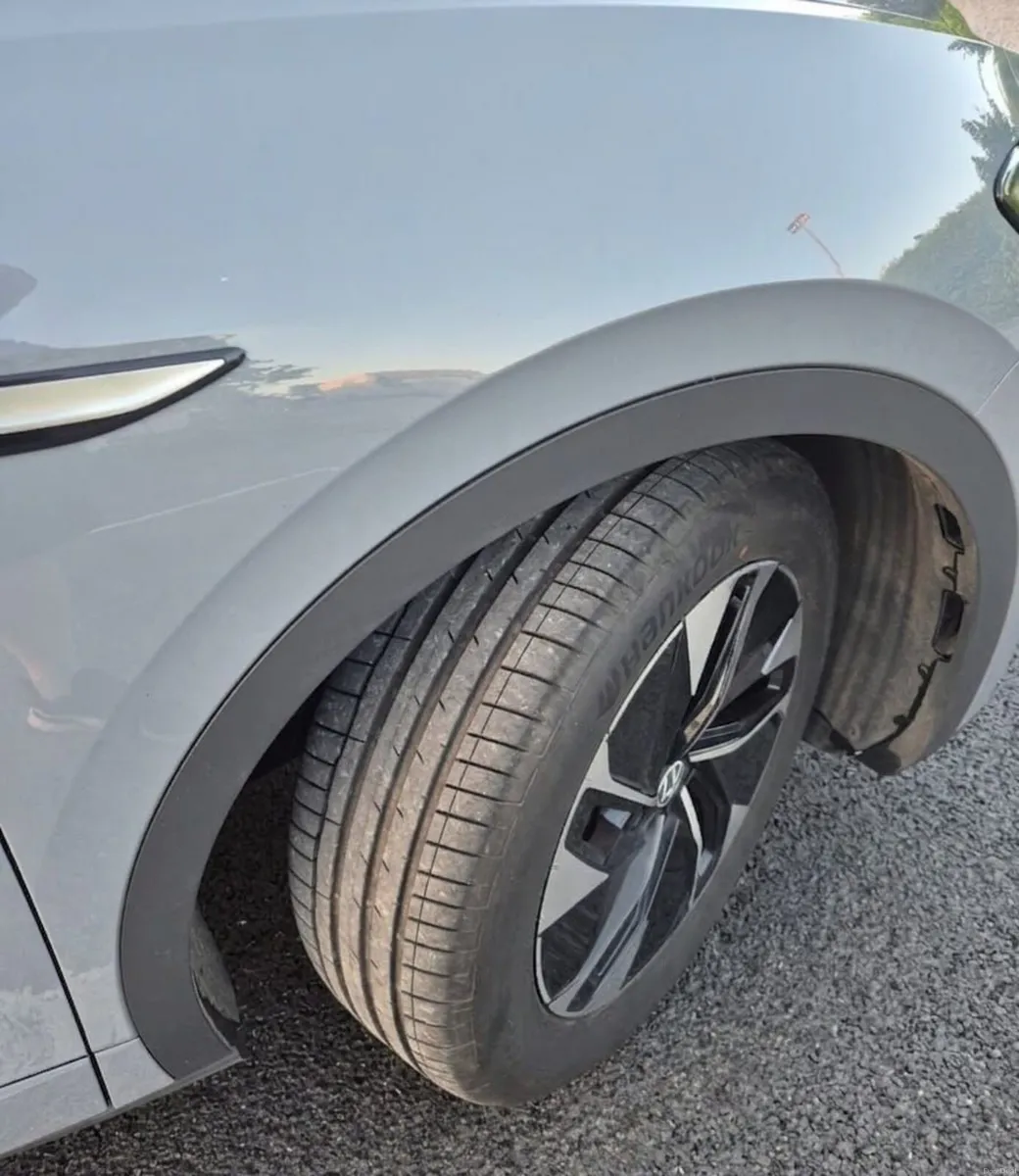 Volkswagen ID.5 2023 77KWH PRO - Image 3