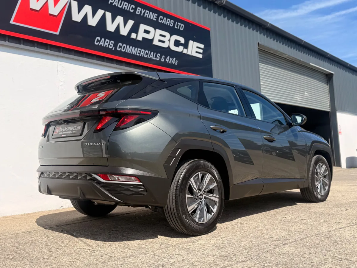 Hyundai Tucson 1.6D Comfort Plus, 34,000klms 2022 - Image 4