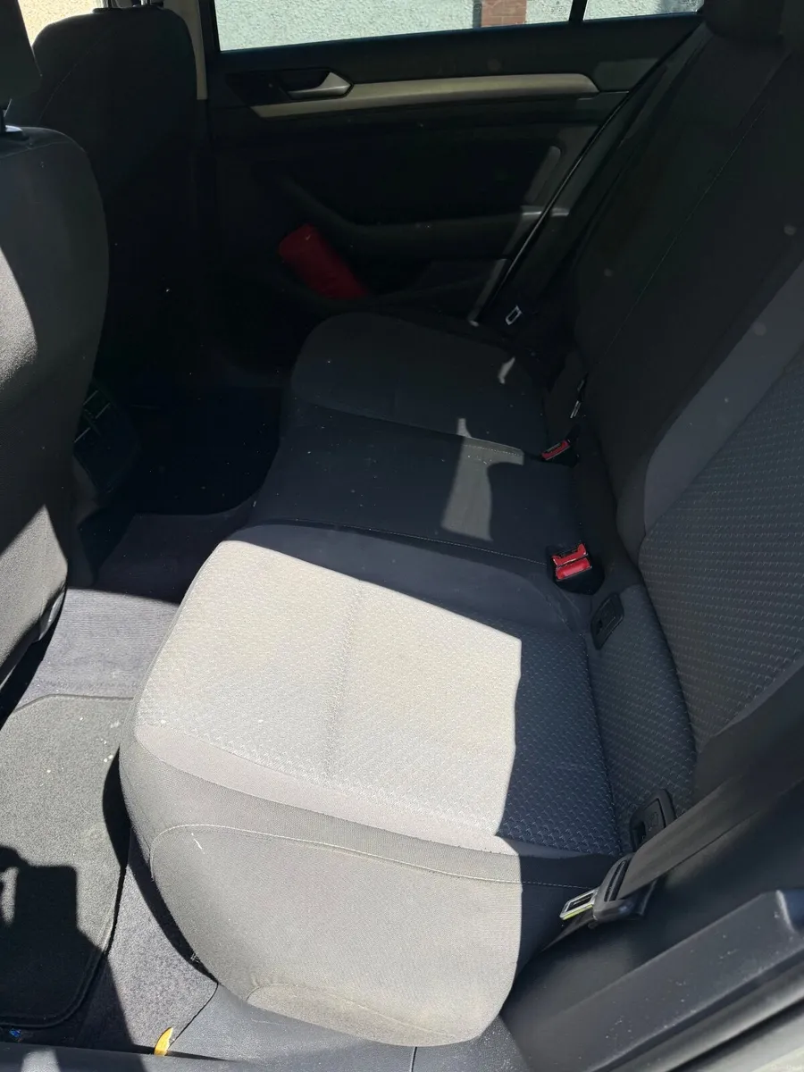 Volkswagen Passat 2015 €4950 new nct - Image 3