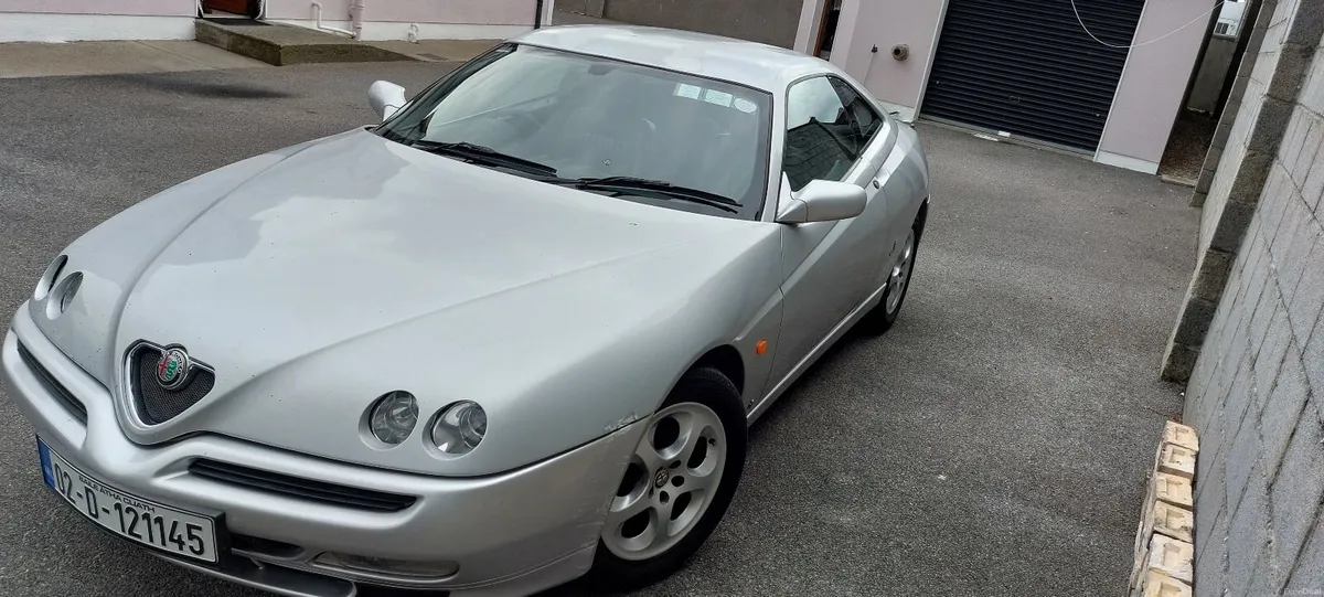 Alfa Romeo GTV 2002 - Image 3