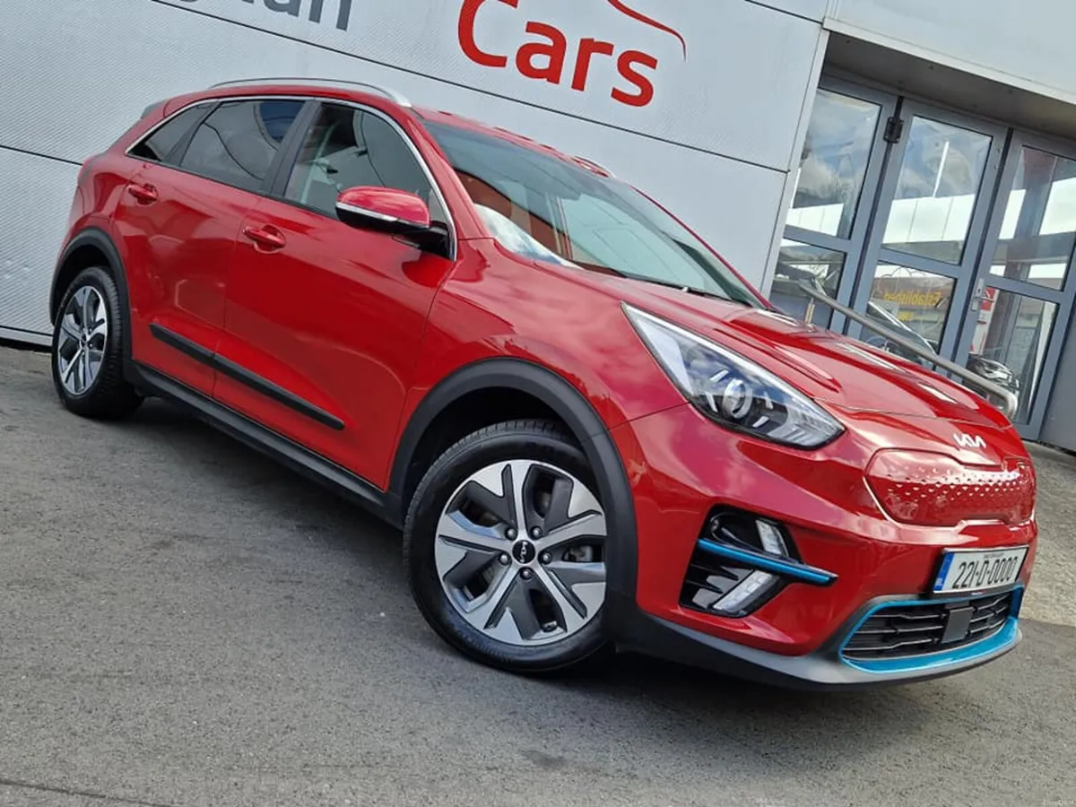 2022 Kia e-Niro 64kwh, CarPlay, 17” Alloys - Image 2