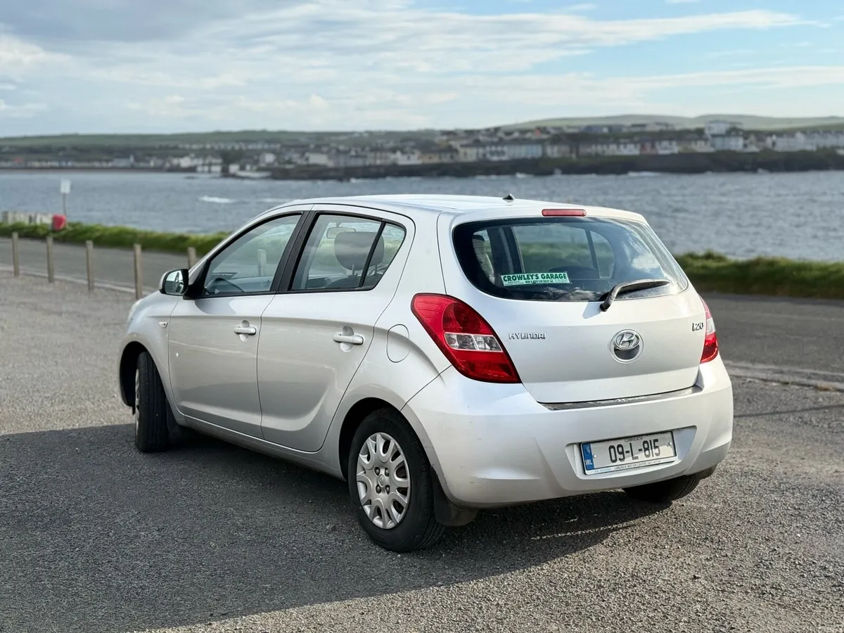 Hyundai I20 1.2 petrol NCT 10/26 175к km - Image 3