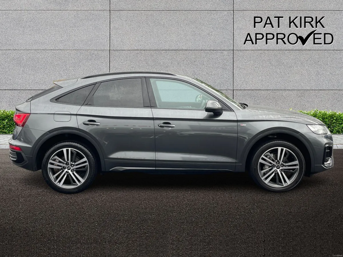 Audi Q5 Diesel Sportback S Line - Image 3