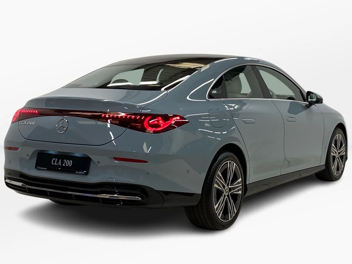 Mercedes-Benz CLA CLA 200  with EQ Technology (SEA - Image 3