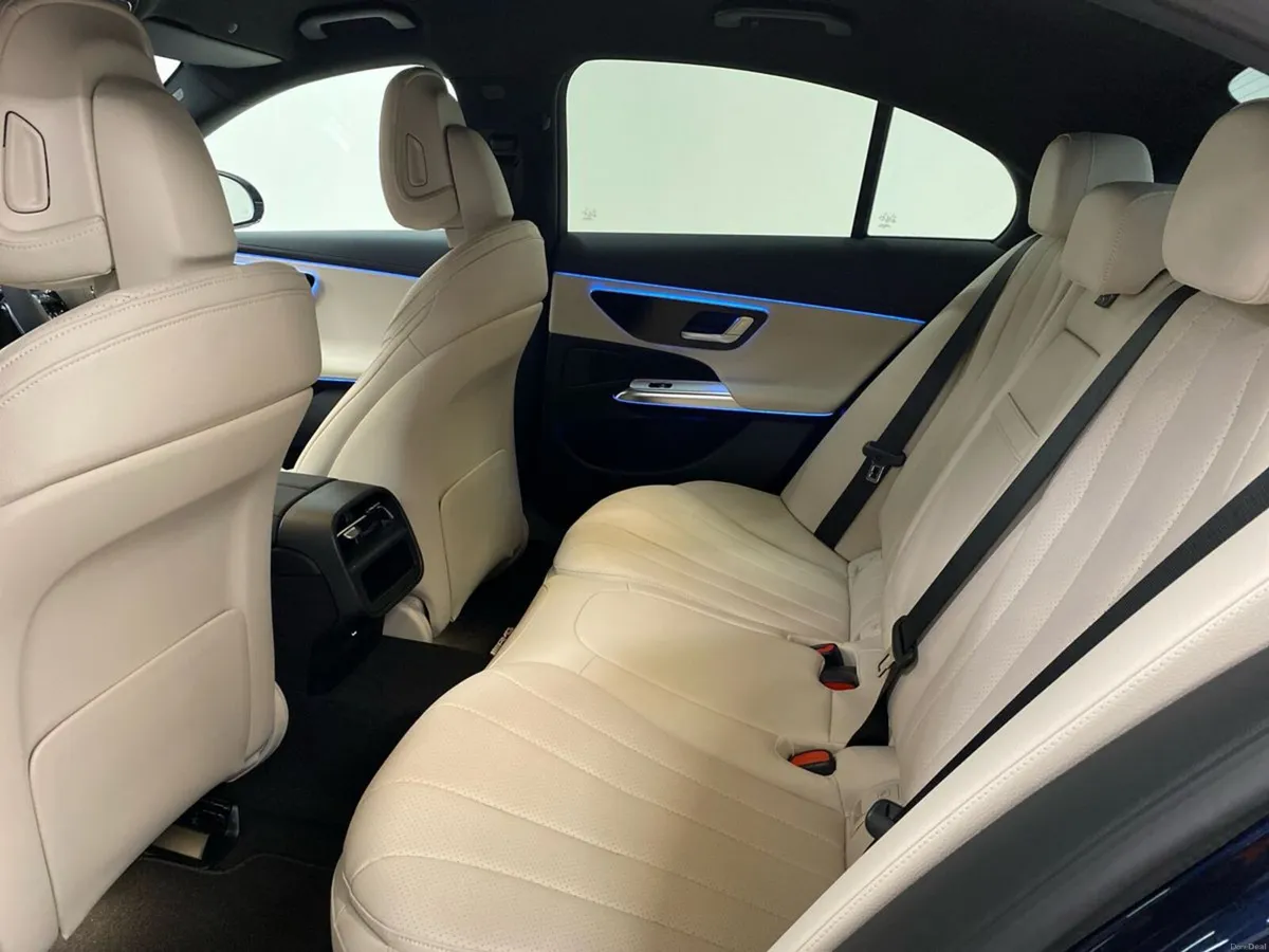 Mercedes-Benz E-Class E 300 e AMG EDITION PLUS - Image 4