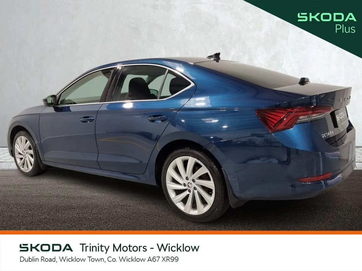 Skoda Octavia ** BEST VALUE ** EDITION 30 ** 2.0 T - Image 6