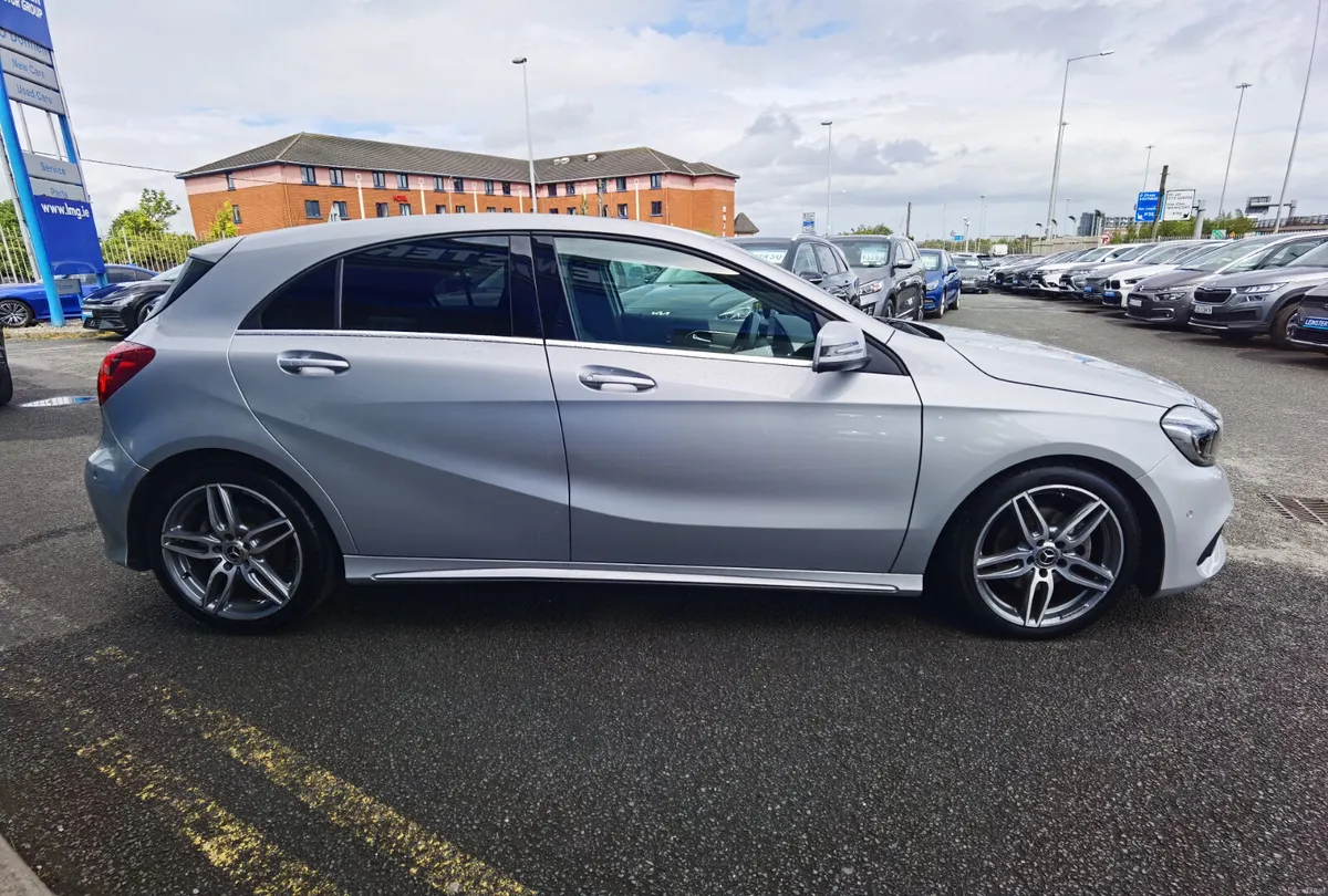 MERCEDES-BENZ A CLASS A180 AMG SPORT AUTO PETROL - Image 4