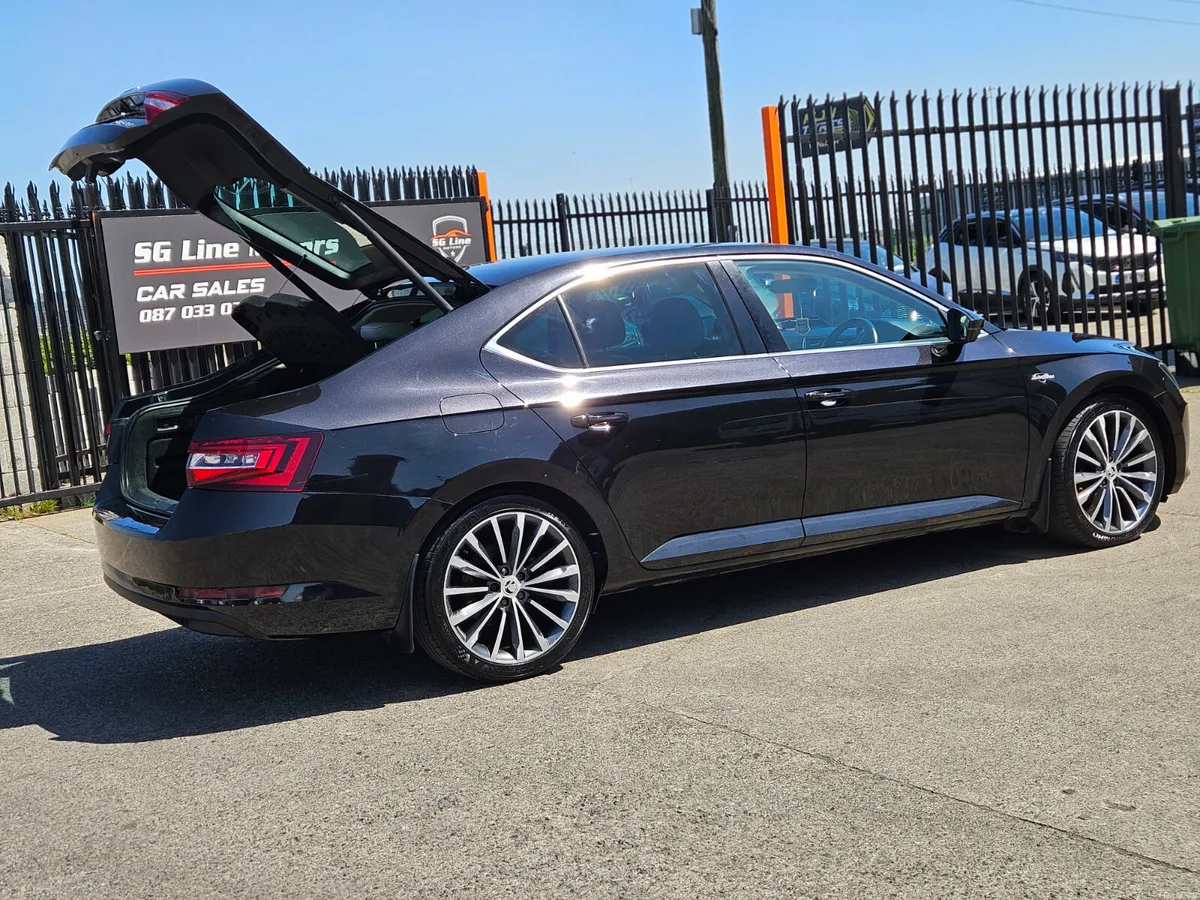 Skoda Superb L&K 2.0 TDI 150 BHP - Image 3