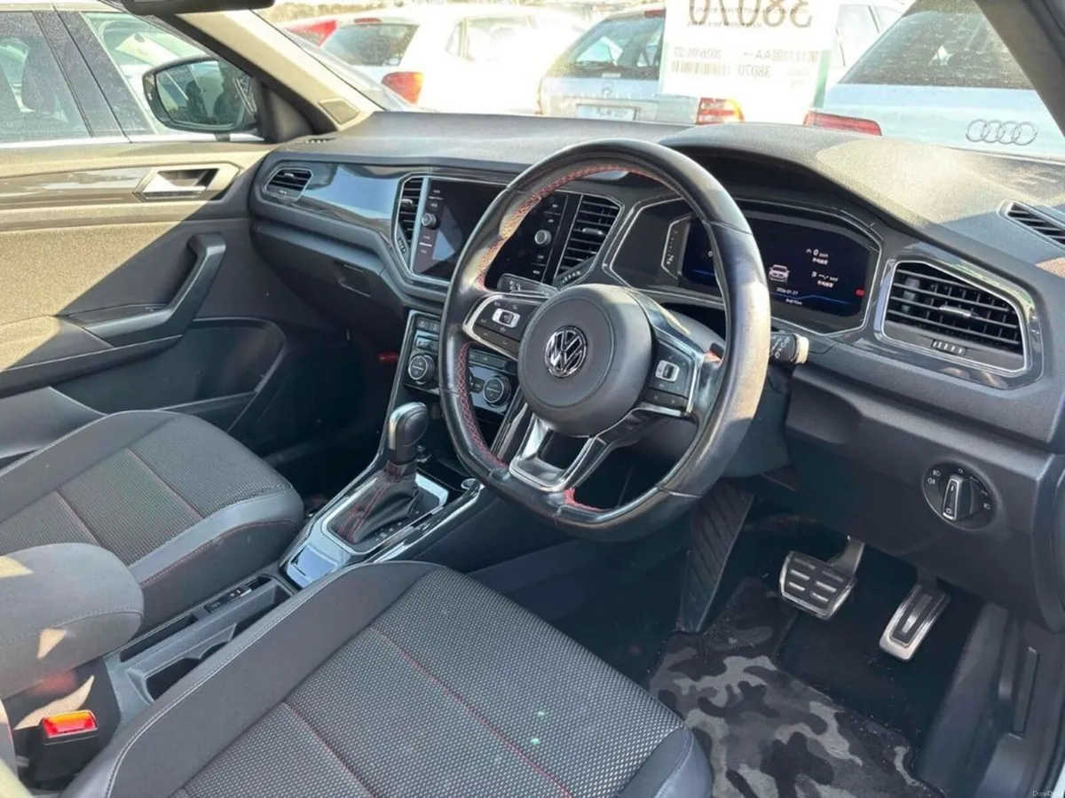 Volkswagen T-Roc 2.0 TDI SPORTS - BLACK HALF LEATH - Image 3