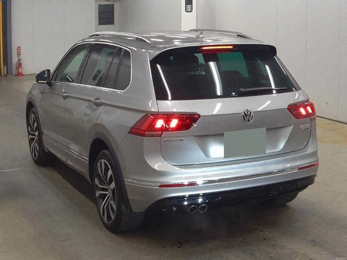 Volkswagen Tiguan 2.0 TDI 4MOTION R LINE - FULL BL - Image 2