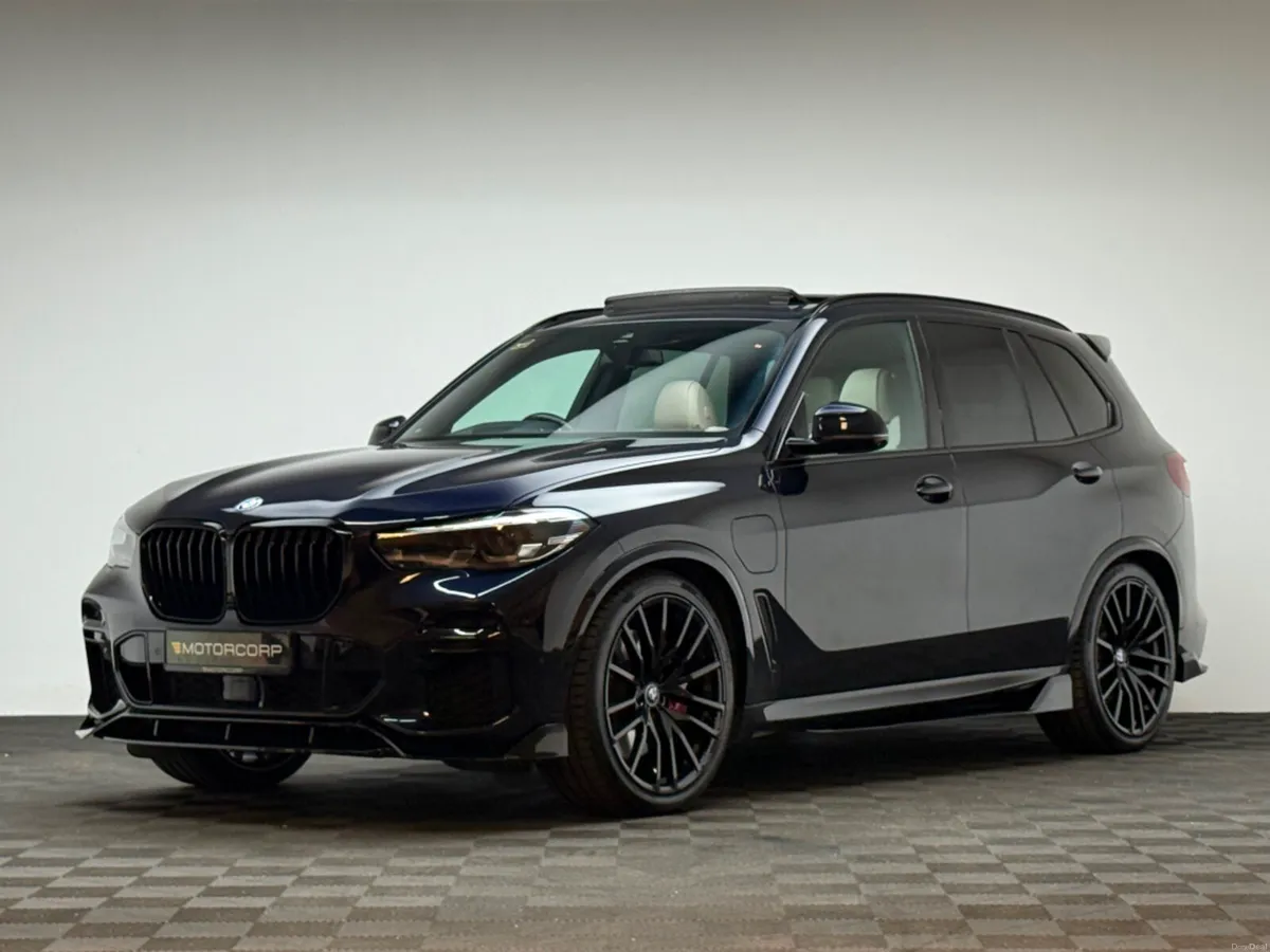 BMW X5 45E M SPORT XDRIVE *PAN ROOF* - Image 3