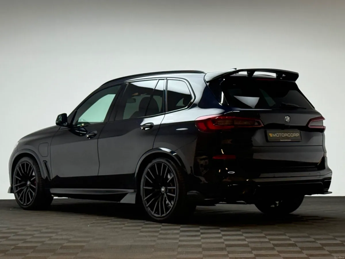 BMW X5 45E M SPORT XDRIVE *PAN ROOF* - Image 4