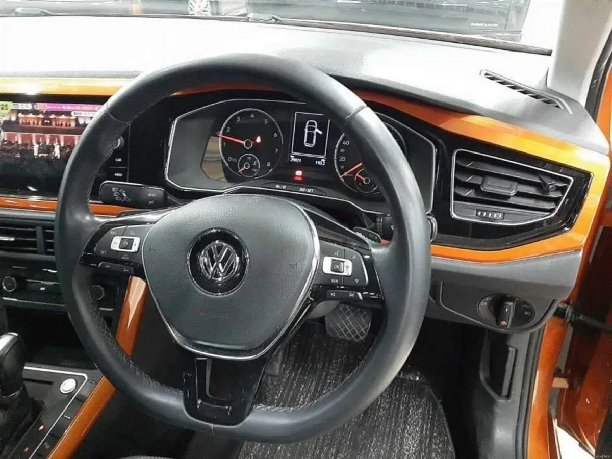 Volkswagen Polo 1.0 AUTOMATIC TSI HIGH LINE - FACT - Image 3