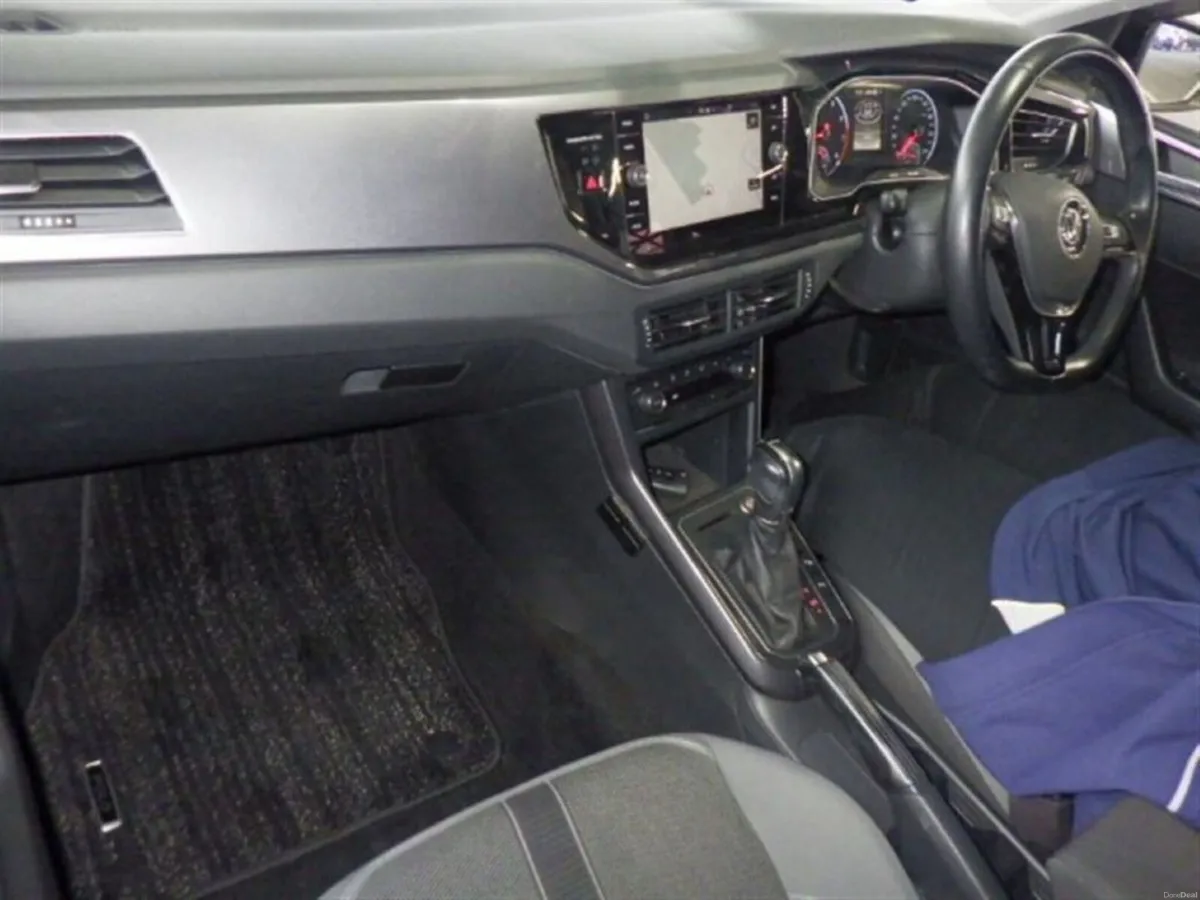 Volkswagen Polo 1.0 TSI HIGHLINE AUTOMATIC - FACTO - Image 3
