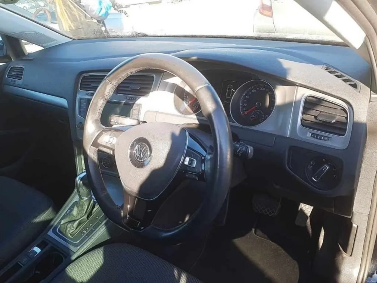 Volkswagen Golf 1.2 TSI COMFORT LINE AUTOMATIC - F - Image 3