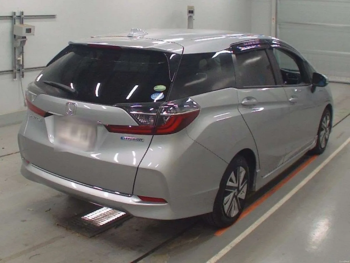 Honda Shuttle 1.5 HYBRID - HONDA SENSING - Image 2