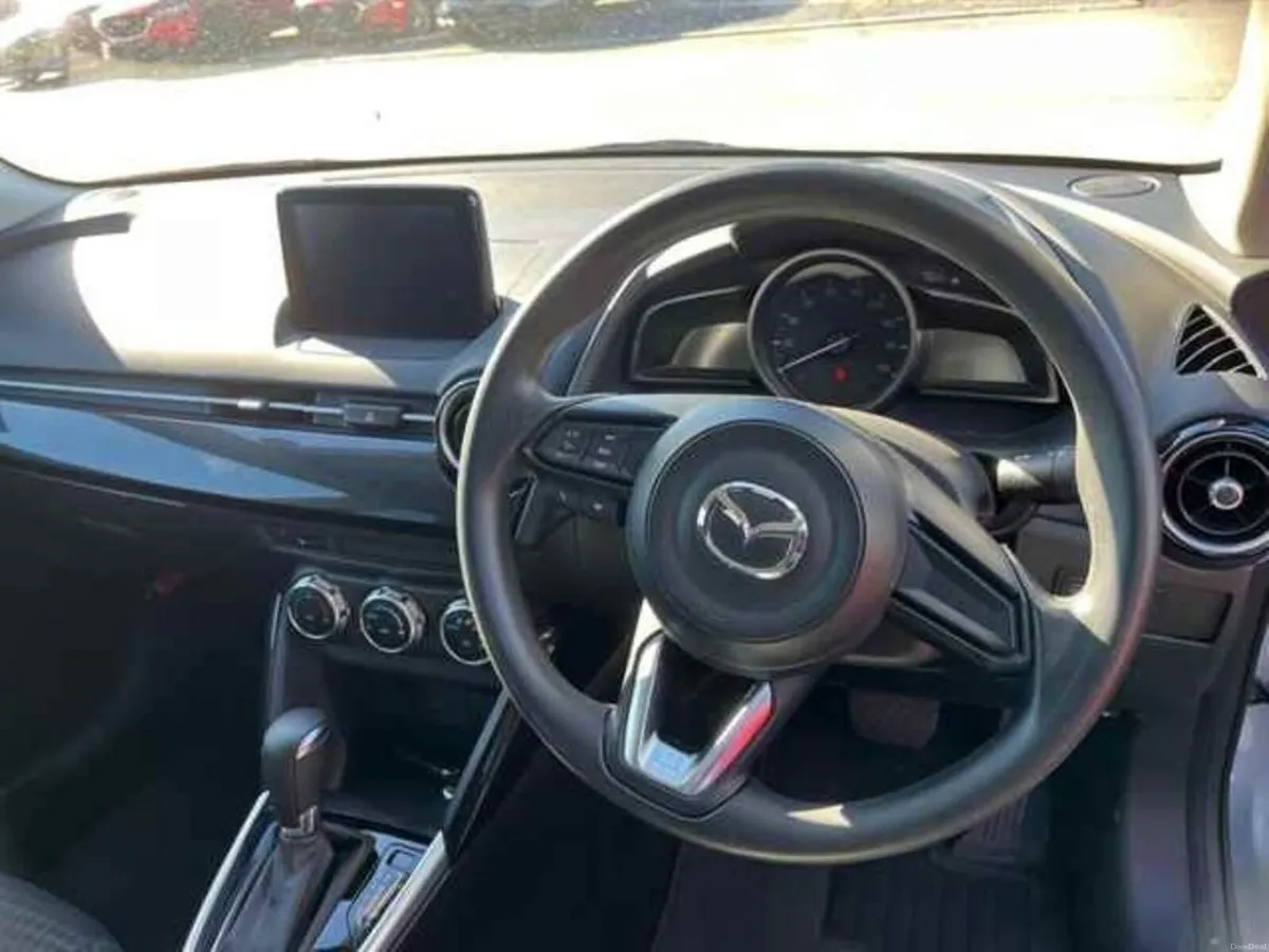 Mazda Demio 1.3 AUTOMATIC - REAR CAMERA - Image 3