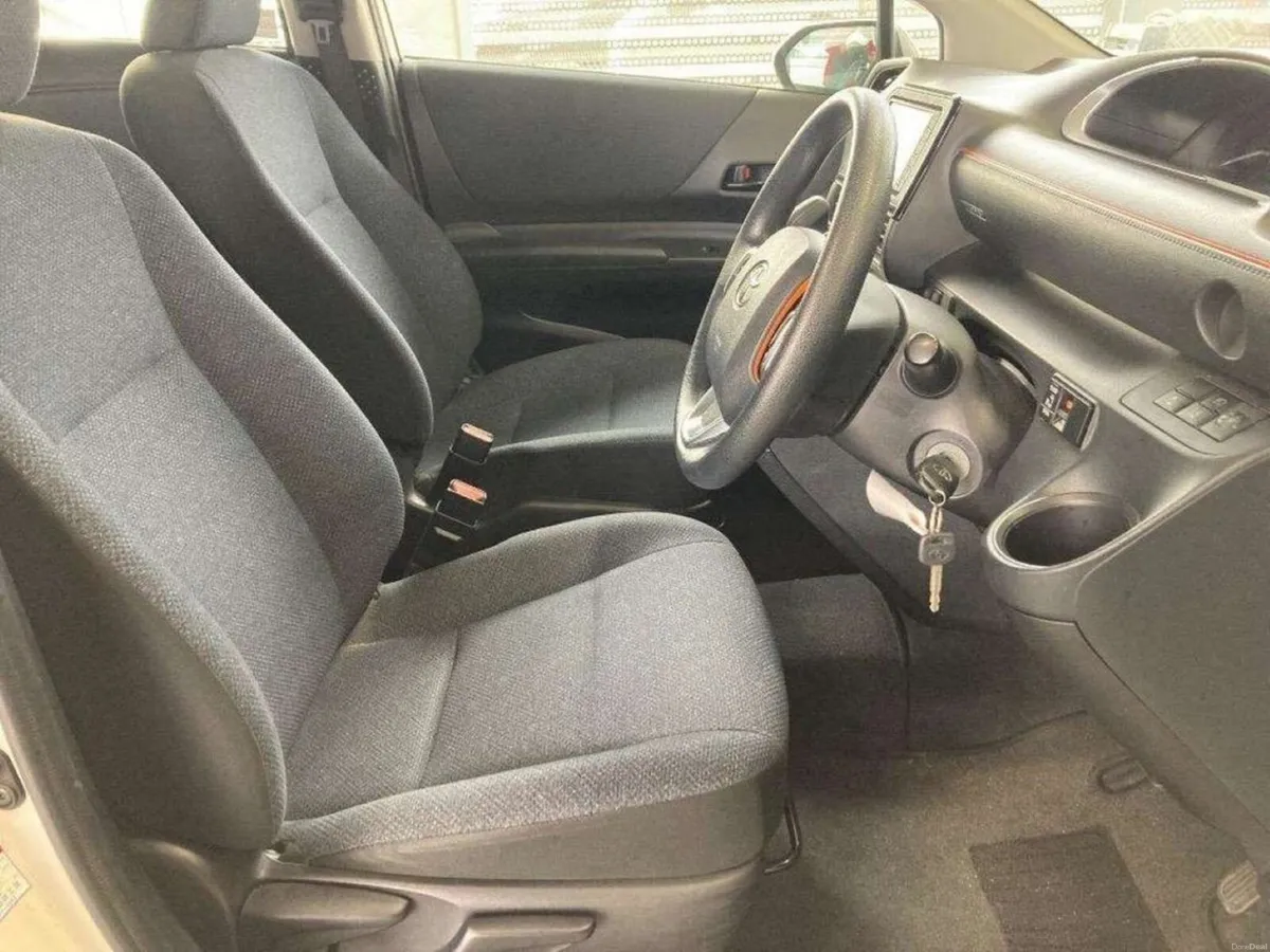 Toyota Sienta 1.5 HYBRID 7 SEATER - TOYOTA SAFETY - Image 3