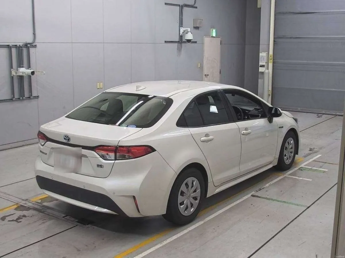 Toyota Corolla 1.8 HYBRID G-X - LED HEADLIGHTS - T - Image 2