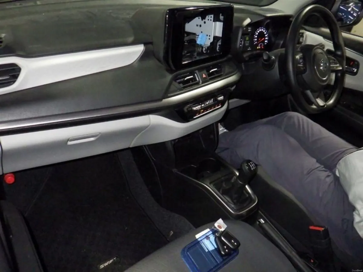 Suzuki Swift 1.2 HYBRID MANUAL - NEW MODEL - CRUIS - Image 3