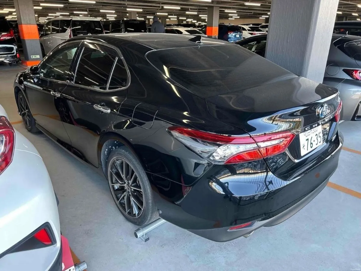 Toyota Camry 2.5 HYBRID AUTOMATIC - G PACKAGE WITH - Image 2