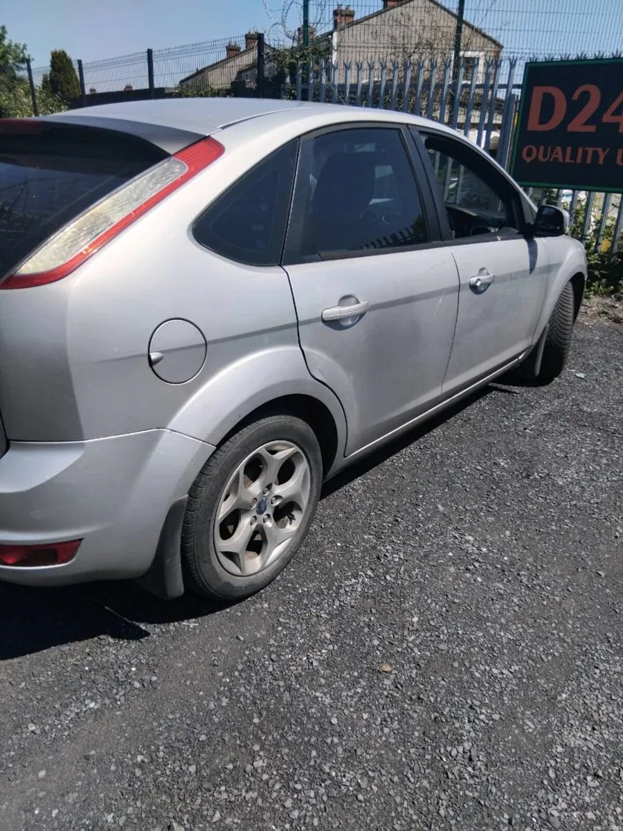 Car - Image 2