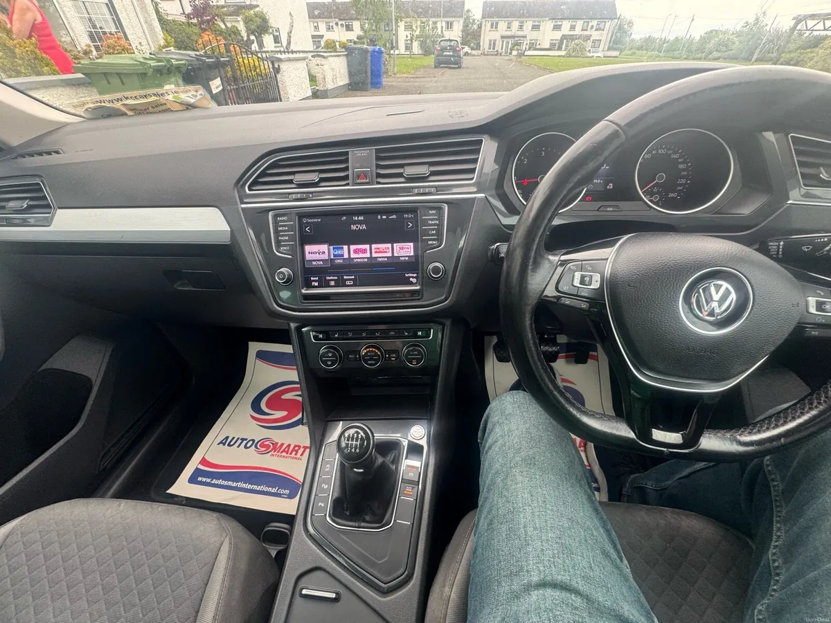 VW TIGUAN - Image 3