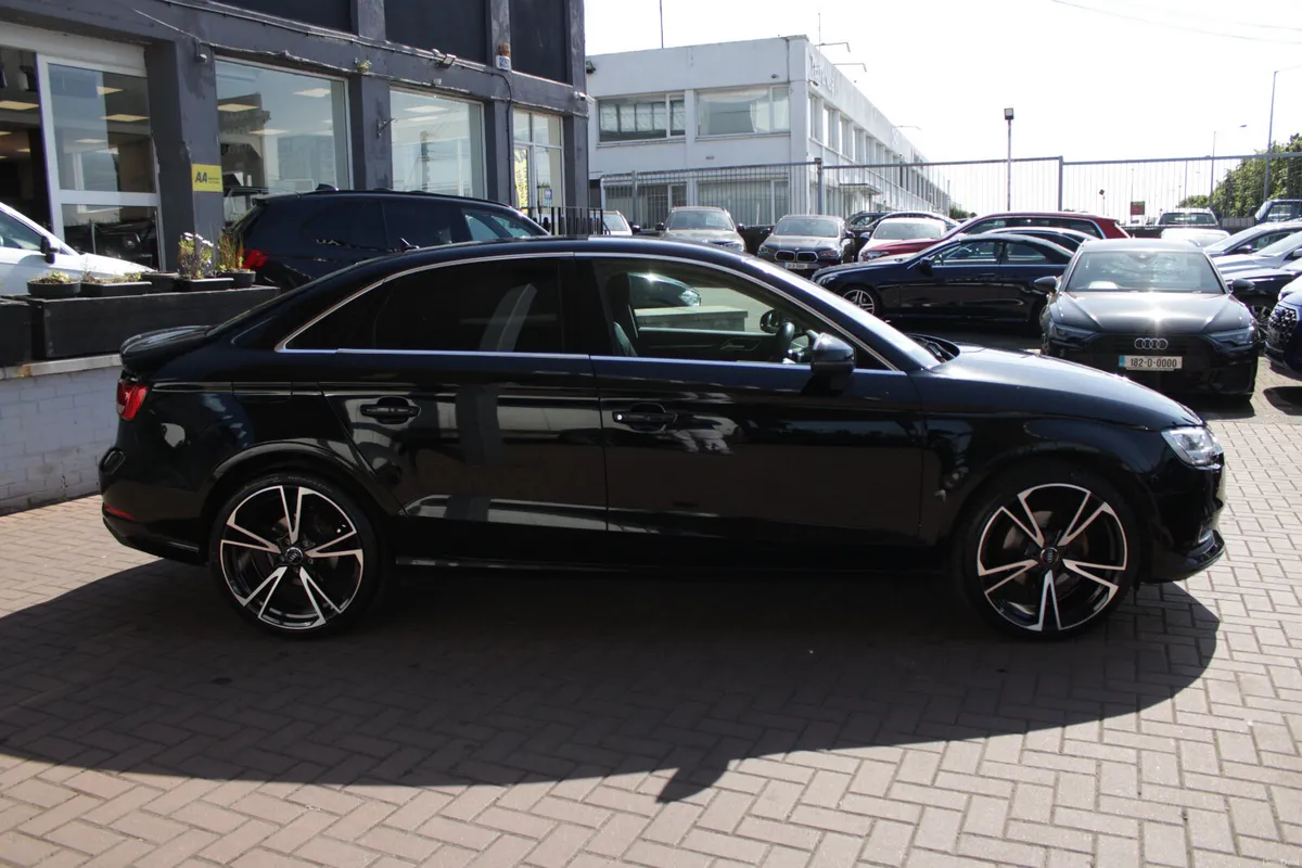 LIMOUSINE 1.0 TFSI 115 SE 4DR SALOON // SPORT PACK - Image 3