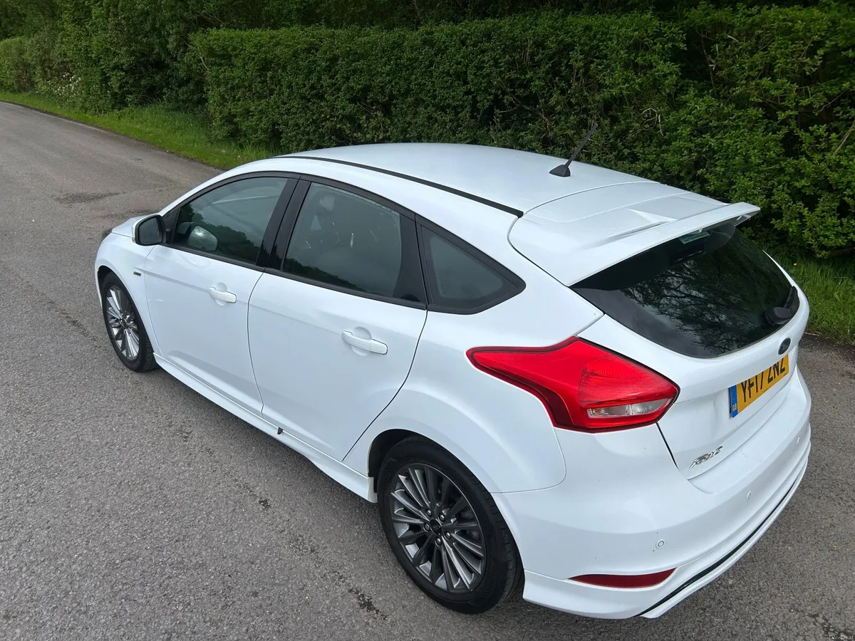 2017 ford focus 1.5 tdci ST LINE - Image 3