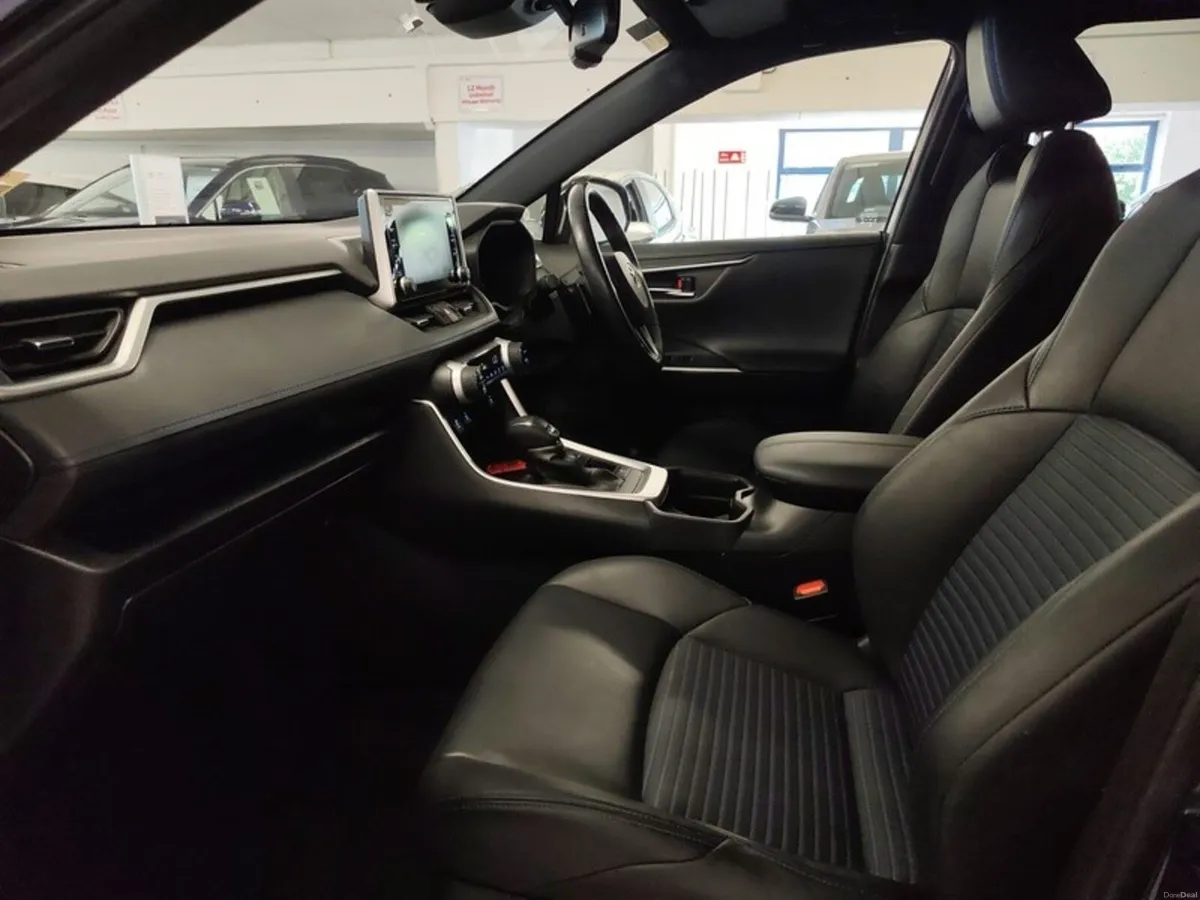 Toyota RAV4 HYBRID SPORT - Image 6