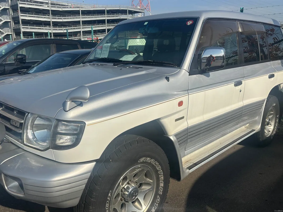 1998 Mitsubishi Pajero 3.5 V6 Petrol Automatic - Image 1