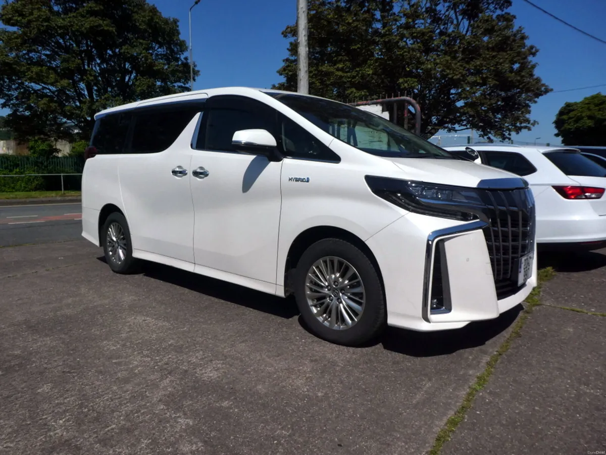 Toyota Alphard 2020 - Image 2