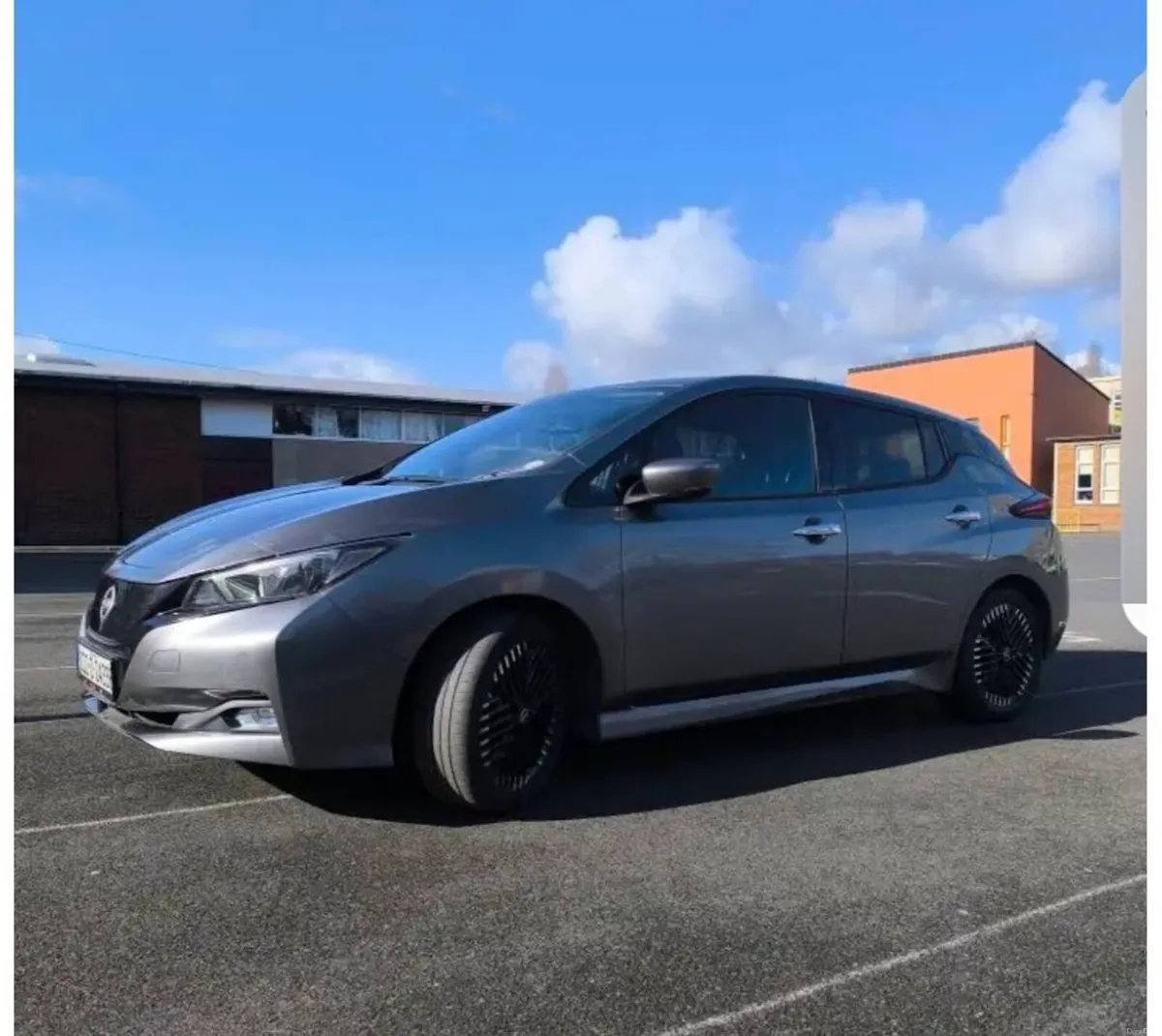 Nissan Leaf 2022 - Image 2