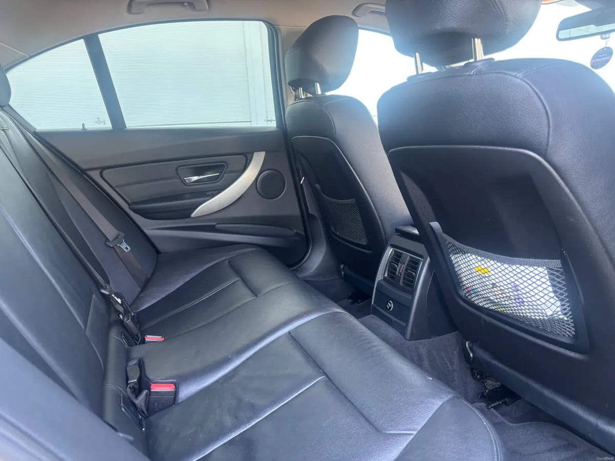 2017 BMW 316D SE  A/T 4D LOW KMS NEW NCT - Image 3