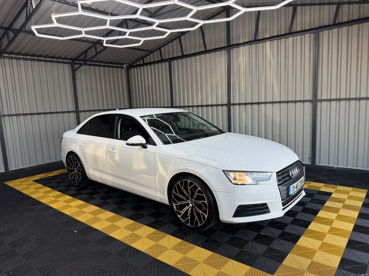 Audi A4 2017 2.0Tdi Attraction Auto - Image 3