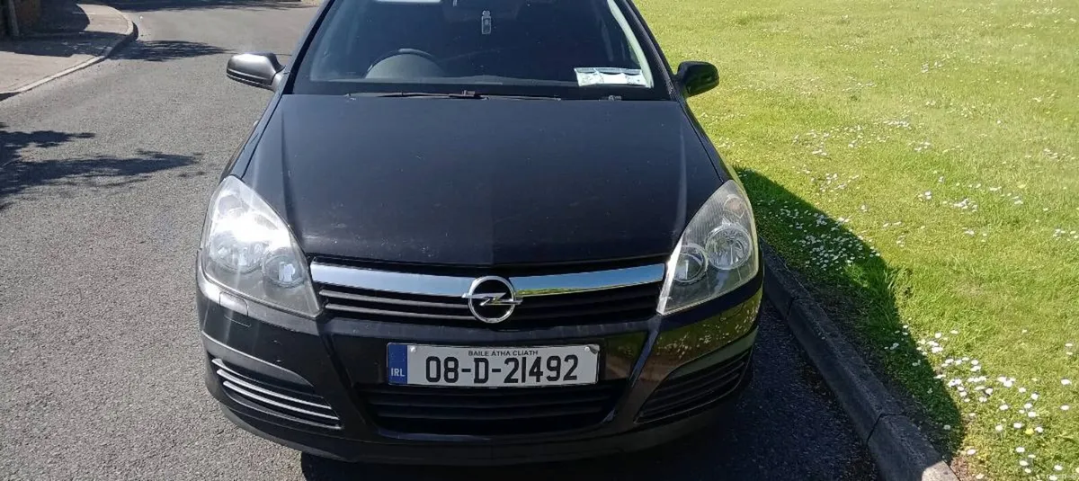 2008 Opel Astra 1.4 petrol nct 06/27 - Image 1