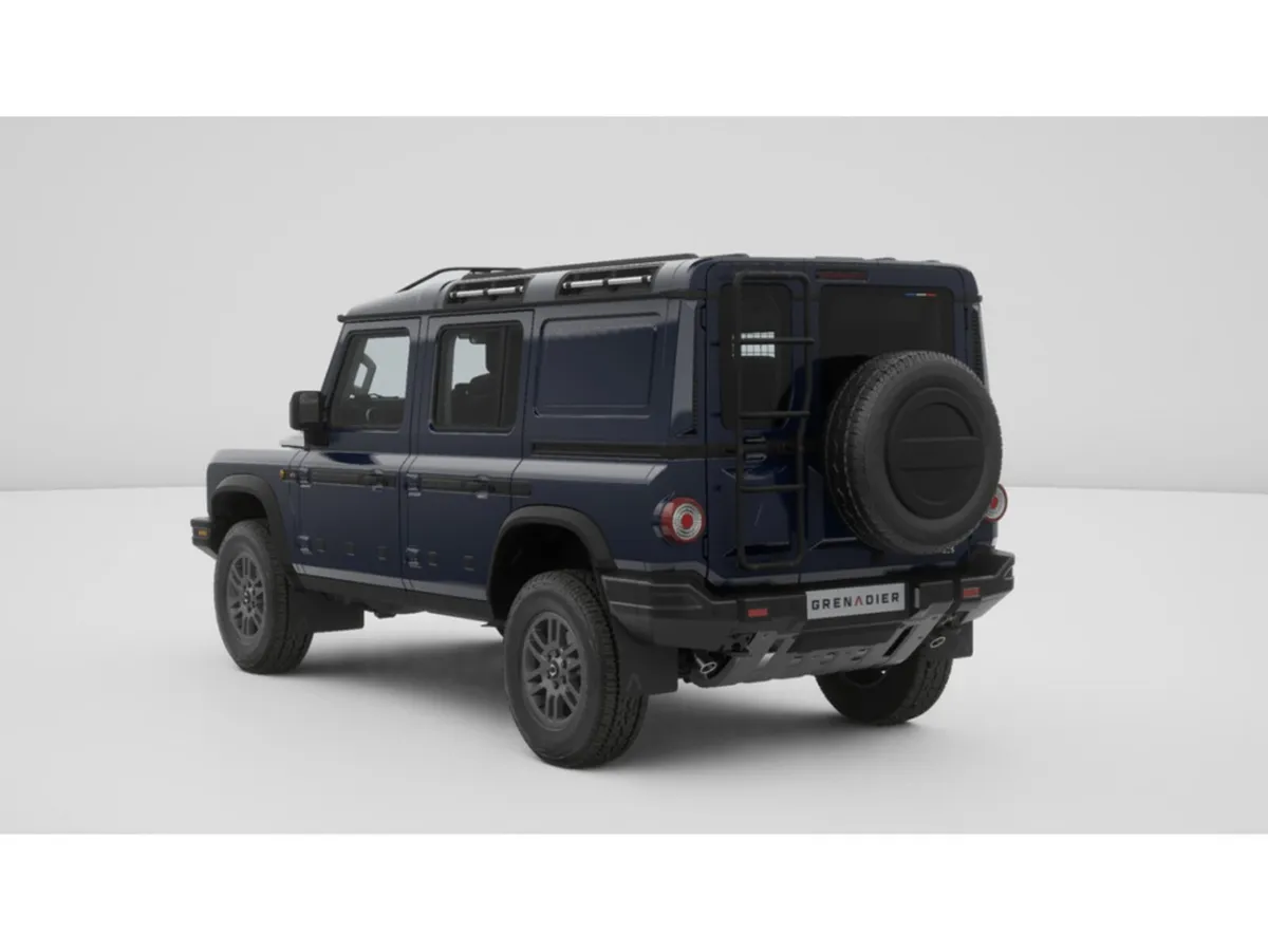 INEOS Grenadier Fieldmaster - 5-Seat (M1) Passenge - Image 4