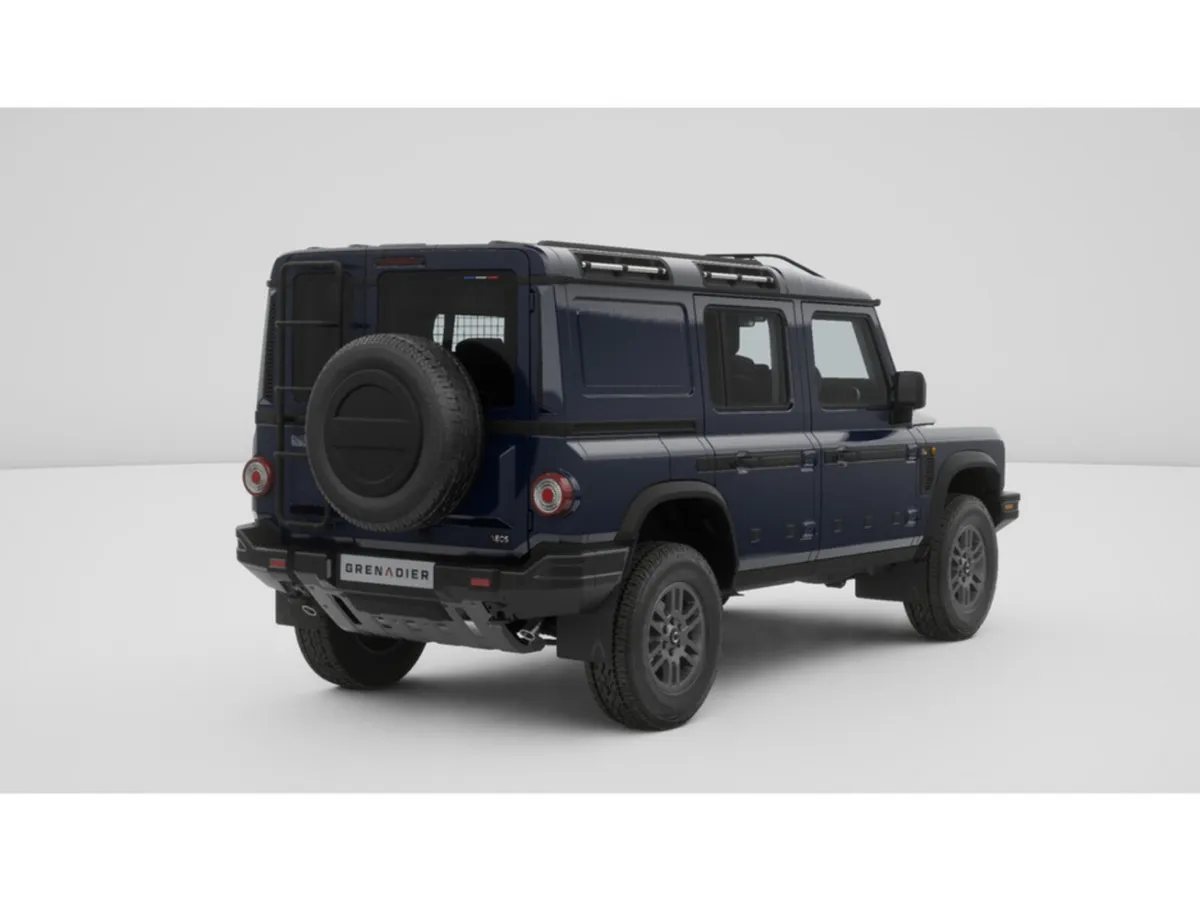INEOS Grenadier Fieldmaster - 5-Seat (M1) Passenge - Image 5