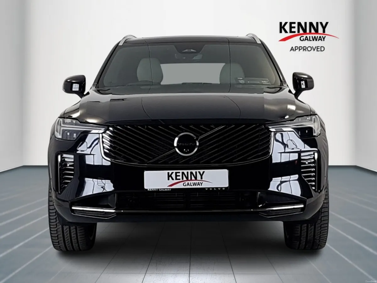Volvo XC90 ULTRA T8 PHEV AWD AU - Image 2