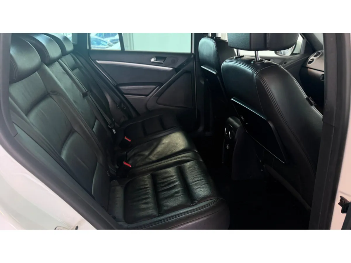 Volkswagen Tiguan EDITION-R 2.0 TDI 110HP MANUAL 6 - Image 6
