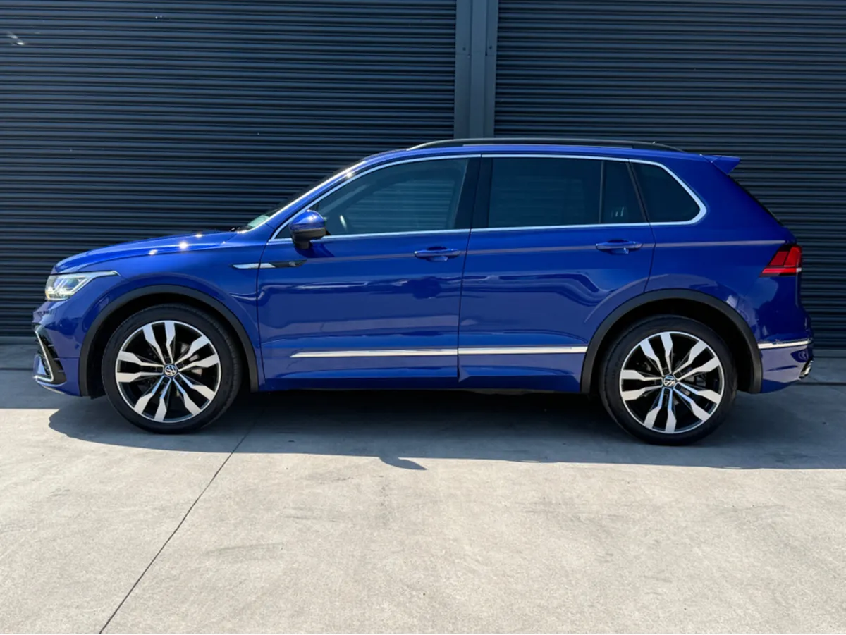 Volkswagen Tiguan R-LINE 2.0 TDI MANUAL 6SPEED FWD - Image 4